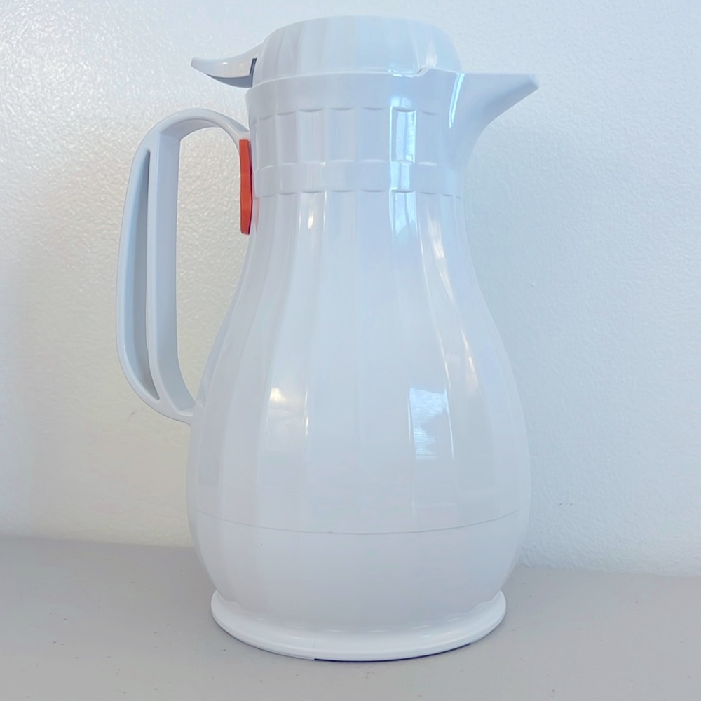 Vtg SELECT SERV Thermal Coffee Carafe Serving Pitcher, 44oz USA Push Button Lid